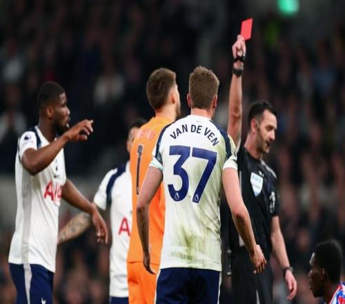 倫敦足球：熱刺總能把主教練逼到絕望，正在夢游般走向英冠