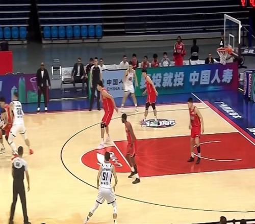 戰(zhàn)報(bào)馬年開門黑！山東男籃8593不敵廣州龍獅