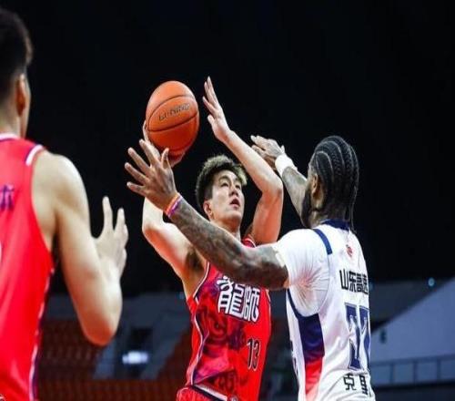 前行無畏202526賽季CBA常規(guī)賽第二輪補賽新主場開門紅！
