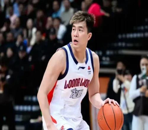3年只打22場比賽，左膝前韌帶斷裂，“亞洲第一控衛(wèi)”面臨退役