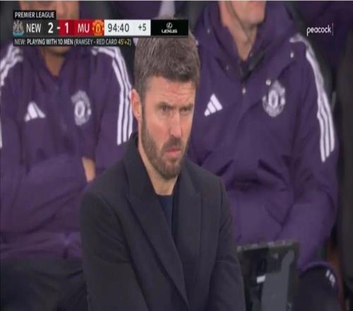 曼聯(lián)39天才兩戰(zhàn)，卡里克敦促球員反思！少踢10場(chǎng)多一人還跑輸紐卡