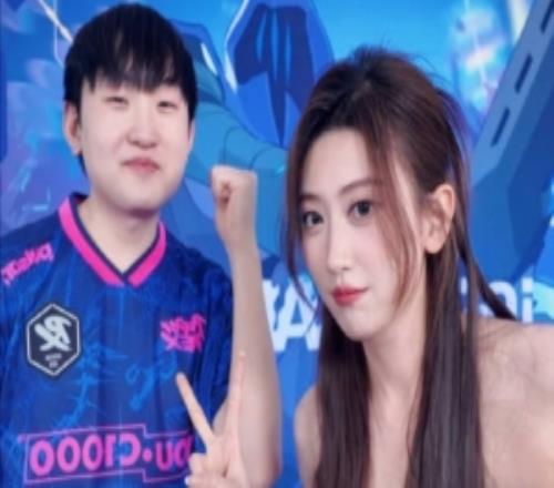 無畏契約主持唯嘉動(dòng)態(tài)：一個(gè)視頻逗笑bsi的所有人AGFighting！