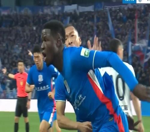 高級貨，蓋伊中超首秀數(shù)據(jù)：5次射門3次射正，貢獻2球1助