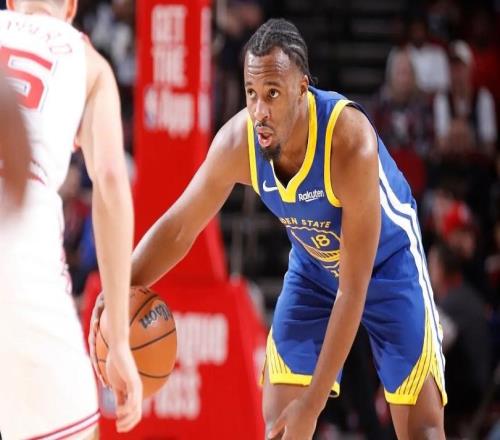 在父老鄉親面前充分證明了自己！勇士后場新秀簡直是打爆了火箭