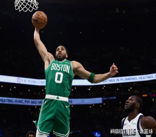 綠凱大勝！塔圖姆15+12全隊第二，克萊19+1狀元拉胯，布朗24+7+7