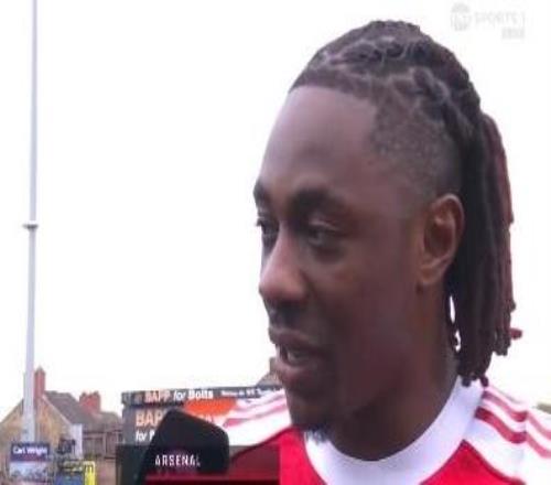 埃澤：現在最重要的是心態，每場比賽專注于做好該做的事情