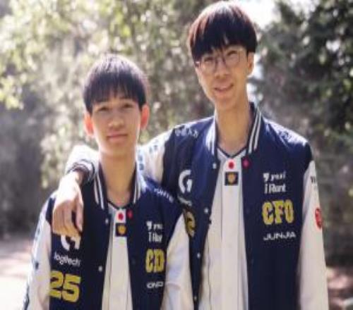 青春風暴！HongQ+Junjia去年統(tǒng)治LCP今年在LPL也殺入決賽