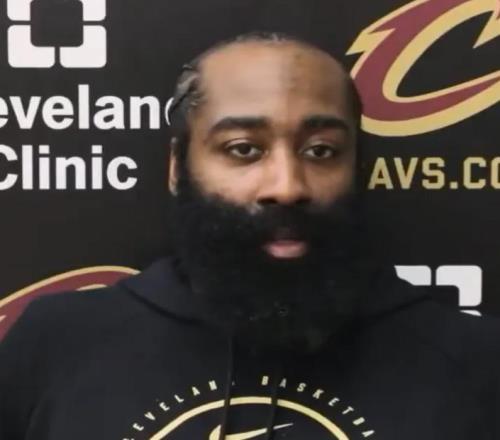 老將的覺悟！哈登深知職業(yè)生涯進(jìn)入倒計時，誓言全力以赴要奪冠