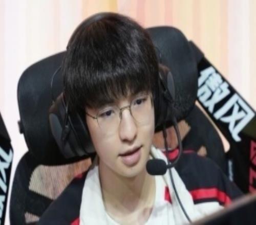 悲情英雄！Elk第三局飛機(jī)試圖力挽狂瀾卻慘遭隊(duì)友坑輸