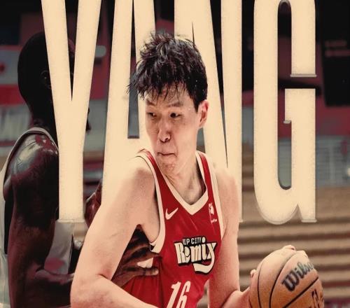 楊瀚森背靠背轟15+9+5！但定位模糊，又被打到頭部！