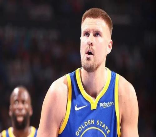 看波神打球，真怕他在場上暈過去