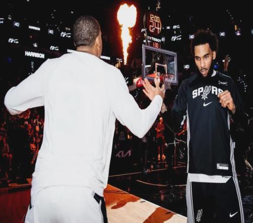 区区落选秀!敢给4年合同!马刺神级签约