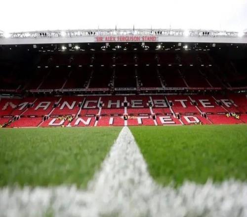 TA：曼聯挖了曼城青訓主管達倫休斯，后者在曼城已工作12年