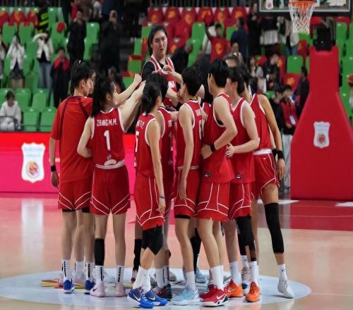 再勝巴西！女籃有三大發現！一人壓倒張子宇，一痼疾難解宮帥無奈