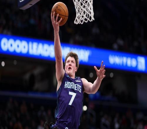 4233記三分仍有遺憾克尼佩爾：庫里早期腳踝傷限制了紀錄高度