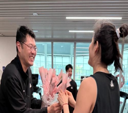 致每一位發光的你！