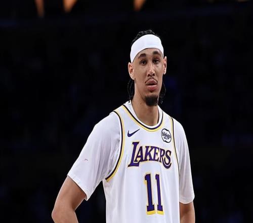 打強隊還是顯得效果一般,湖人替補中鋒到了季后賽能否有所發揮