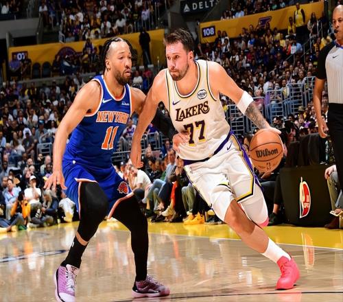 罕見！湖人妖衛10中1，卻成正負值之王，鎖死4年1.5億先生立大功