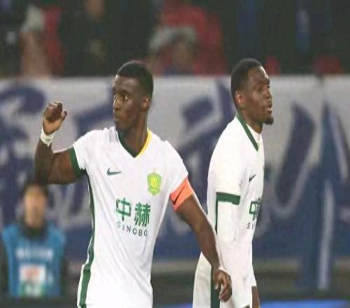 中超首輪綜述：蓉城申花泰山浙江玉昆國安贏球，衛冕冠軍冷負河南