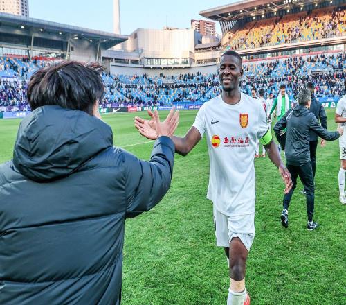 西南3隊(duì)首輪不敗！綠色雙雄領(lǐng)跑負(fù)分隊(duì)，泰山國(guó)安將上演清零大戰(zhàn)