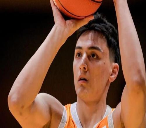 CBA三分大賽：胡明軒22分+加賽134碾壓于米提第2次奪三分王