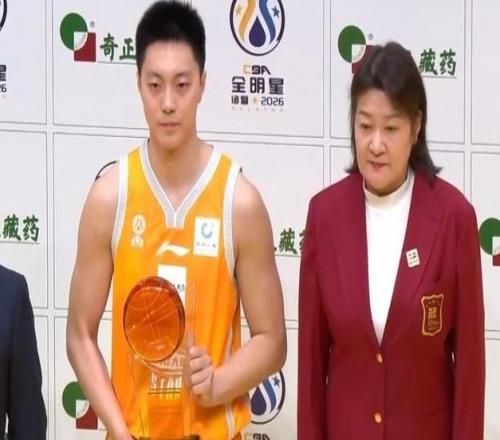 廣東男籃碩果累累！徐杰獲正賽MVP胡明軒三分王陳家政最佳星銳