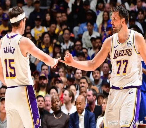 NBA最新排名出爐!東部第一4連敗,火箭掉第4,湖人給騎士送溫暖