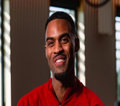 赫拉芬貝赫：我以前總說(shuō)不喜歡防守，但現(xiàn)在很享受斷球的感覺(jué)