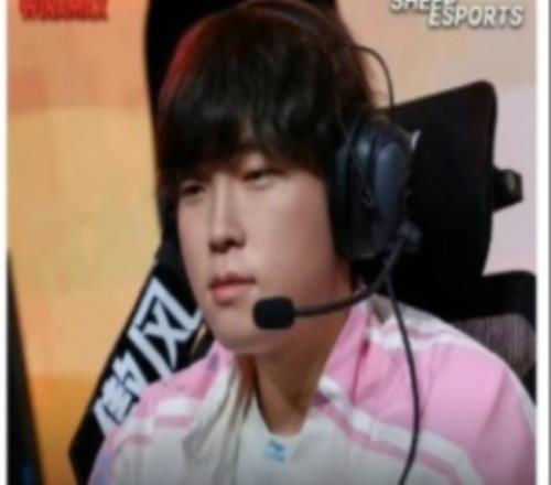 GENCEO調(diào)侃Bin約戰(zhàn)kiin：很遺憾kiin無法參加和Bin的1v1拳擊比賽