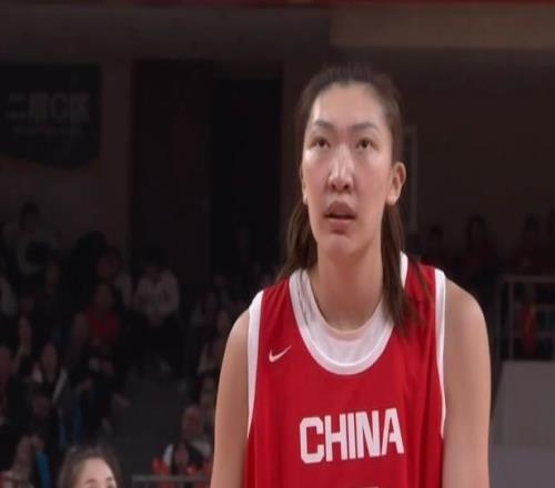 韓旭4分2籃板，李月汝沒有出戰(zhàn)！一場34分大勝，中國女籃擊敗捷克