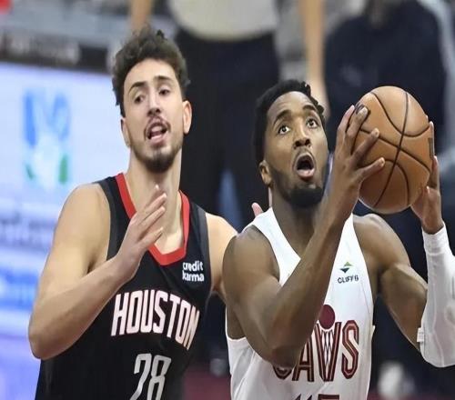 年薪僅3394萬，單場砍28+6+2！火箭2當(dāng)家觸底反彈，合同白菜價(jià)