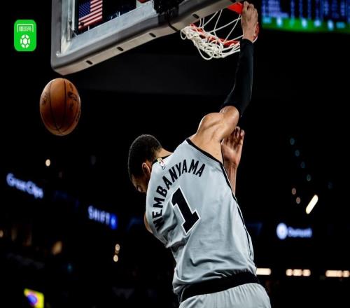 馬刺6人得分上雙145120火箭,文班亞馬29+8,福克斯20+10