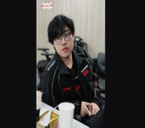 小徐小虛！Xiaoxu對線再次被Bin教育，全場僅拿6次擊殺狂死15次