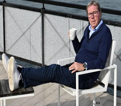 老雷：曾因堅(jiān)持讓羅比基恩上場與熱刺老板起沖突，后被解雇