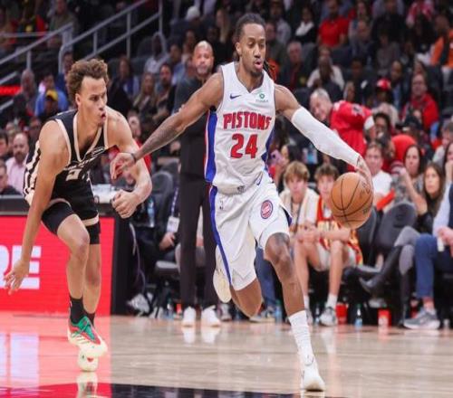 5年轉學4次，只為圓夢NBA，如今拿8萬年薪，化身最強臨時工