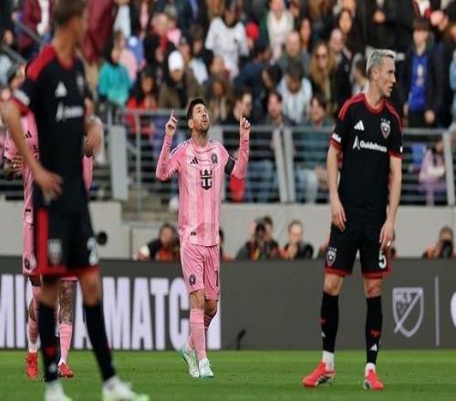 距900球僅差一球！38歲梅西再破門，下場(chǎng)將比肩C羅