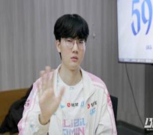 百萬撤離！Viper捧起生涯第二座LPL聯(lián)賽獎(jiǎng)杯反觀HLE第一賽段十強(qiáng)出局