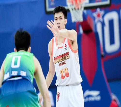 誰讓楊鳴下課兩場(chǎng)進(jìn)遼籃61分，被男籃棄將猛夸，郭士強(qiáng)找對(duì)人