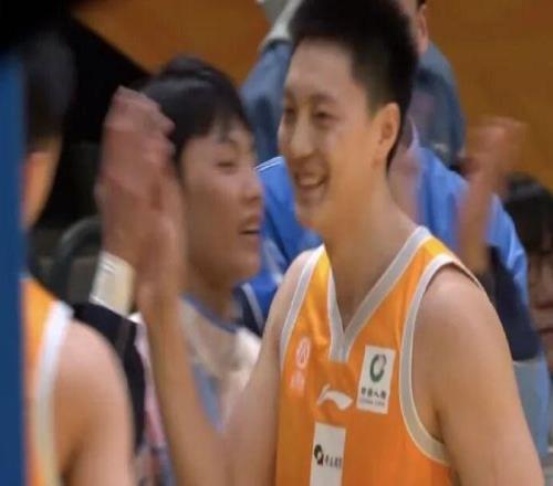 太刺激了!三分大賽“光明德比”!胡明軒超級高水平