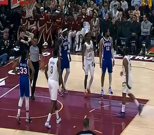 騎士115101橫掃76人，哈登解鎖4項里程碑，此戰誕生3個事實