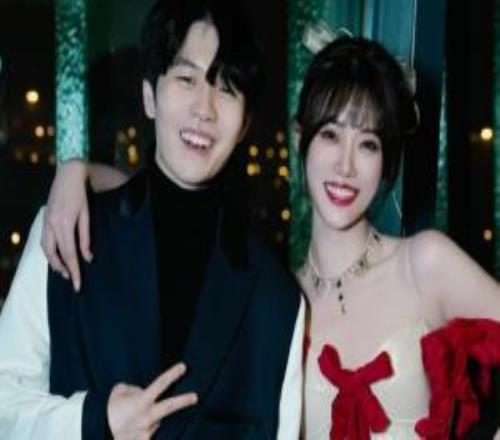 近十年的戀愛長跑Rookie與小鈺從官宣到分手相隔2684天