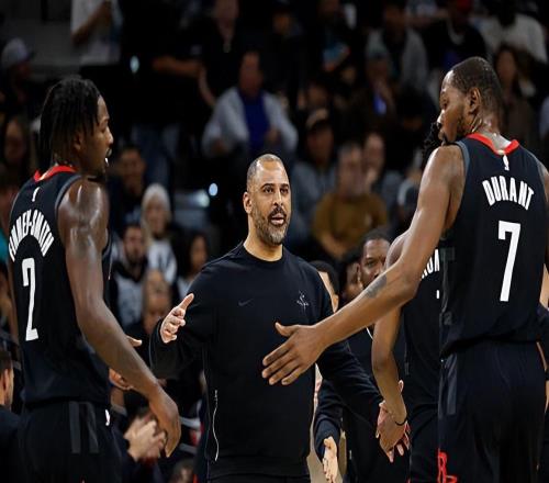 難得命中了兩記三分，但火箭3D鋒線的防守貢獻度依然嚴重不足