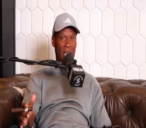 斯科特：詹姆斯不會在湖人退役，他并非真正的湖人球員！