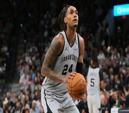 強(qiáng)力得分手甚至都沒有命中一球，但馬刺還是輕松完爆了火箭