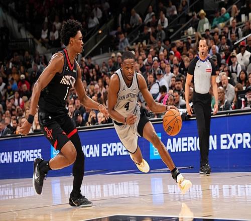 又能得分能組織！馬刺后場大將面對火箭終于打出了全能型的表現(xiàn)