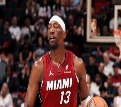 多少阿德巴約上半場狂轟43分近30年聯(lián)盟第5人