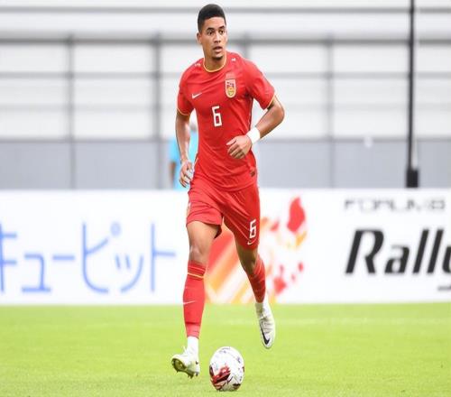 鐘義浩在河南隊表現(xiàn)不俗，邵佳一可以考慮招他進國足，值得期待