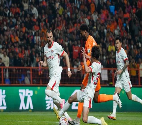 首輪戰(zhàn)罷，3場(chǎng)預(yù)料之中，2場(chǎng)意外，球迷：買幾個(gè)好外援就能爭(zhēng)冠