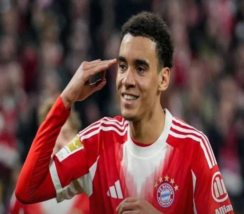 德甲第25輪綜述：拜仁5連勝+11分領跑，狼堡8輪不勝深陷降級區