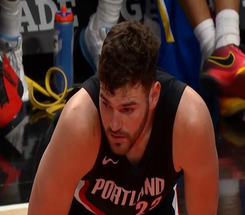 開拓者大勝步行者20分！賽后數(shù)據(jù)一覽，不是楊瀚森，最大功臣是他